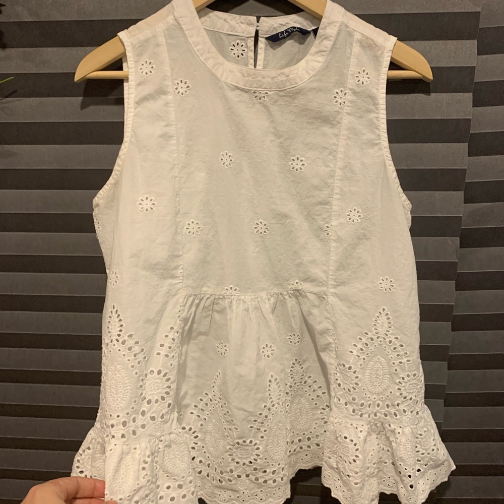 White eyelet embroidered sleeveless top - Picture 5 of 6